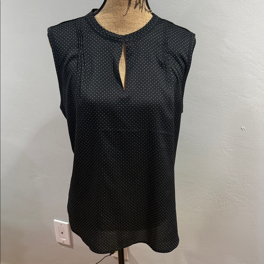 Ann Taylor  large Sleeveless Black Dot Keyhole Blouse